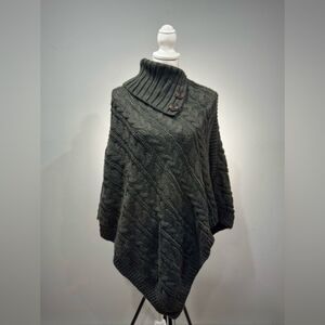 SALE! Charcoal Unbranded Button Cowl Sweater O/S EUC